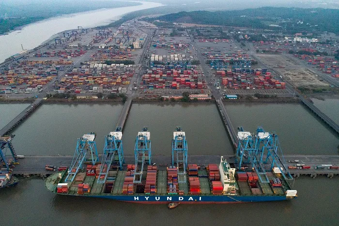 JNPT Jawaharlal Nehru Port project